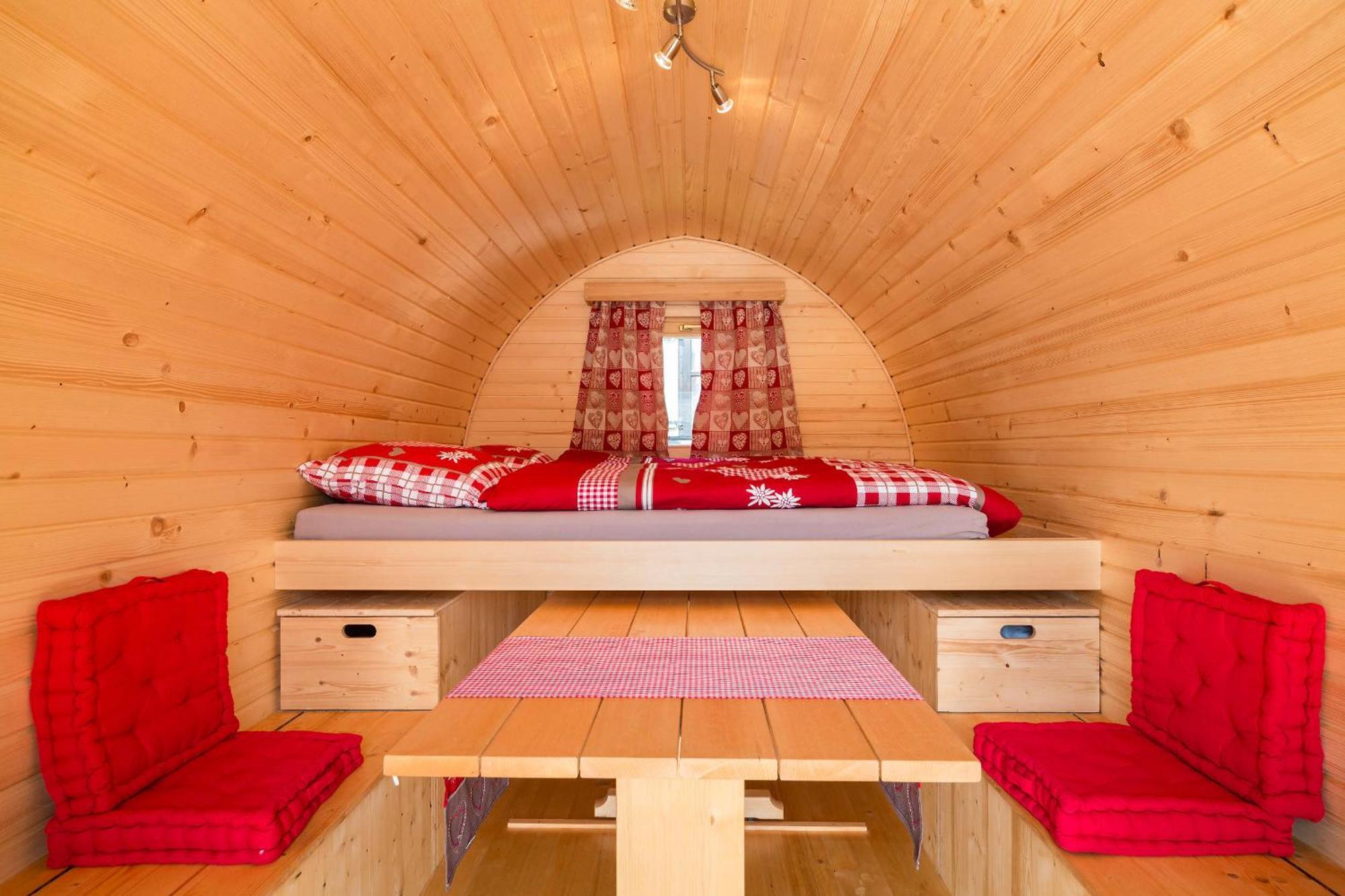 Camping Lazy Rancho - Eiger - Moench - Jungfrau - 인터라켄 외부 사진